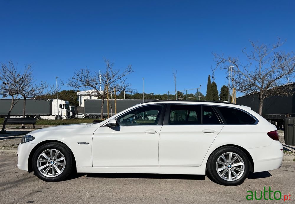 2014' BMW Série 5 D Touring photo #2