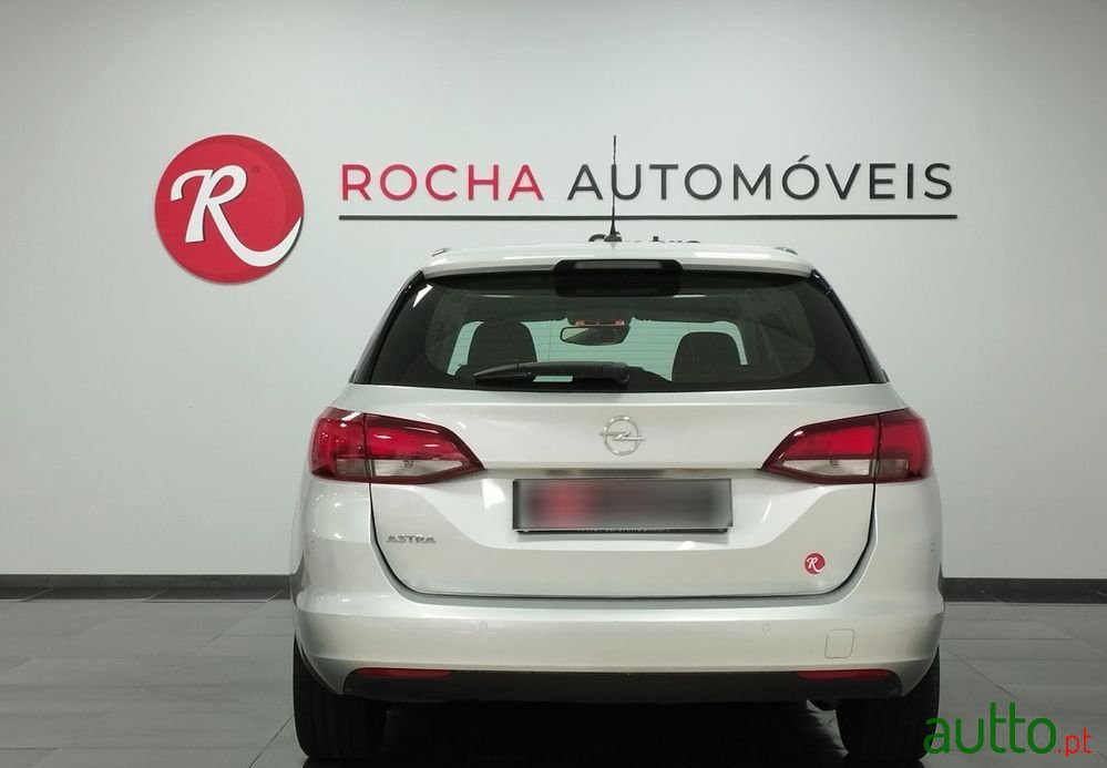 2020' Opel Astra Sports Tourer photo #4