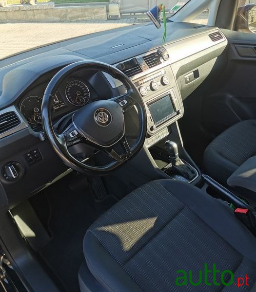 2015' Volkswagen Caddy photo #4
