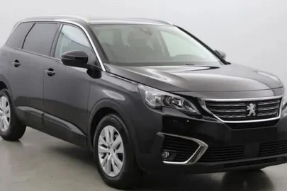 2020' Peugeot 5008 Puretech
