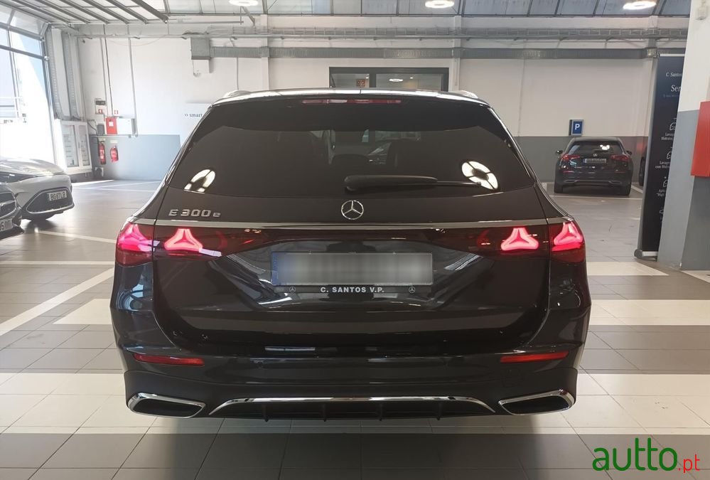 2024' Mercedes-Benz E 300 photo #6