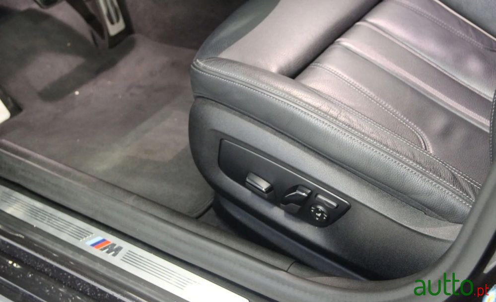 2022' BMW Série 5 D Pack photo #6