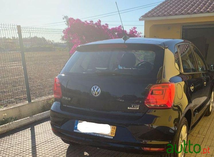 2016' Volkswagen Polo photo #3