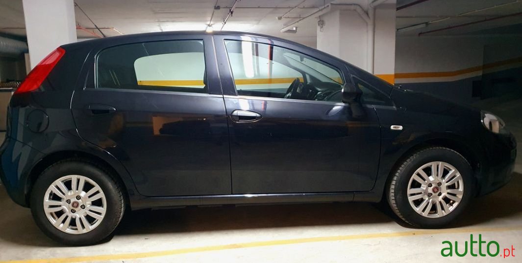 2016' Fiat Punto photo #1