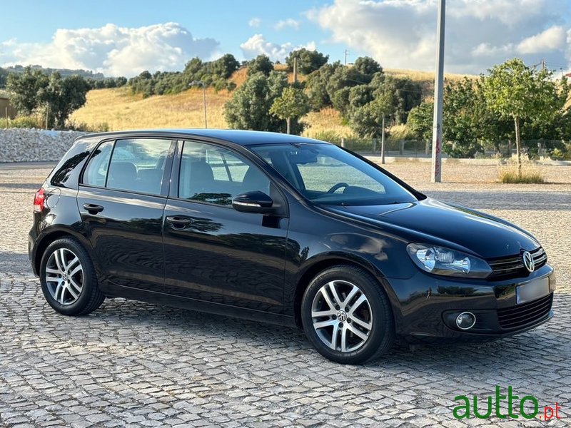 2008' Volkswagen Golf 2.0 Tdi Confortline photo #1