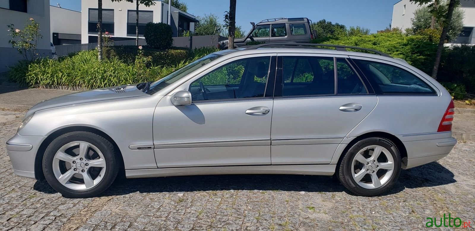2005' Mercedes-Benz C-220 photo #4