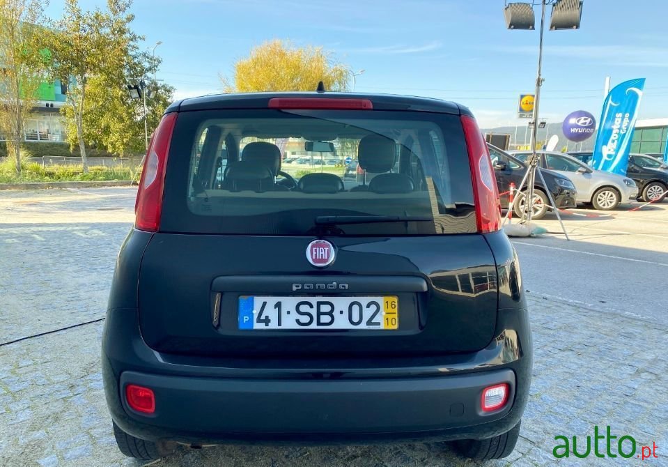 2016' Fiat Panda photo #3