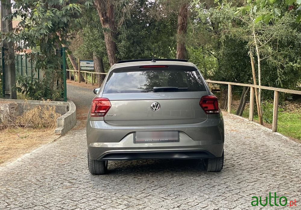 2018' Volkswagen Polo photo #6