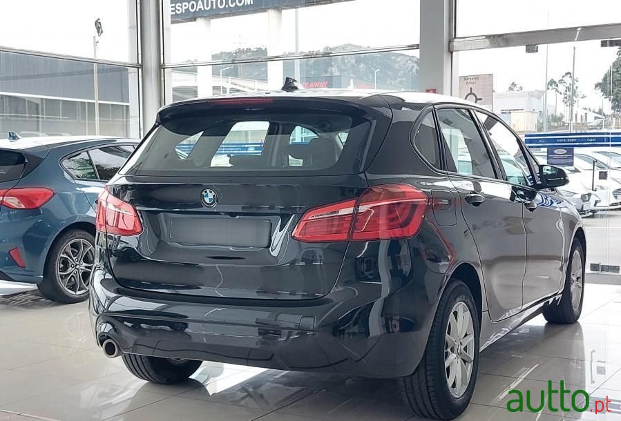 2020' BMW Série 2 I Advantage photo #2