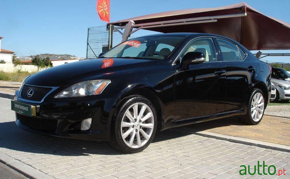 2010' Lexus Is-220 D Luxury photo #1