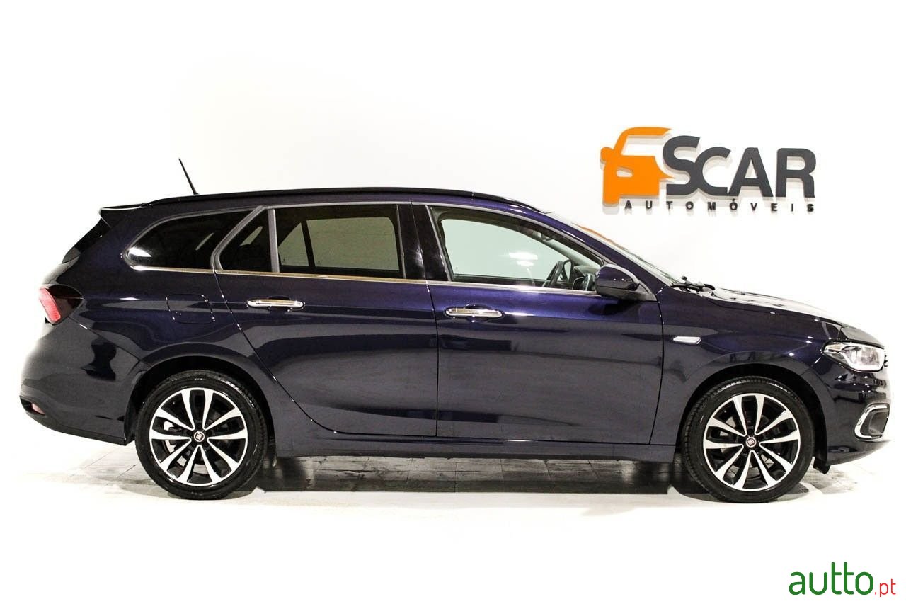 2018' Fiat Tipo Station Wagon photo #5