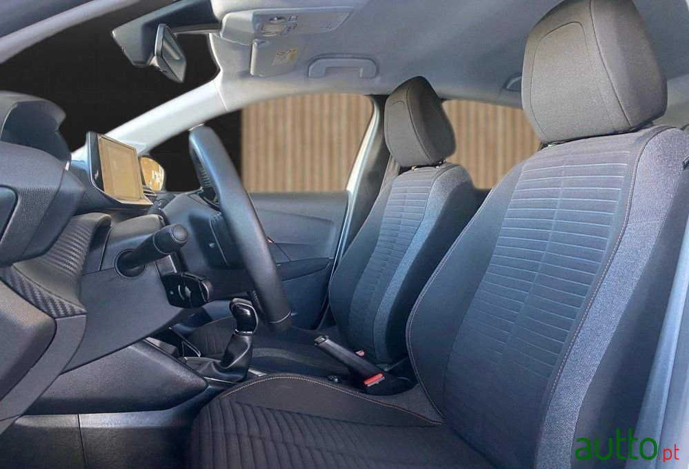 2023' Peugeot 208 1.2 Puretech Active photo #5