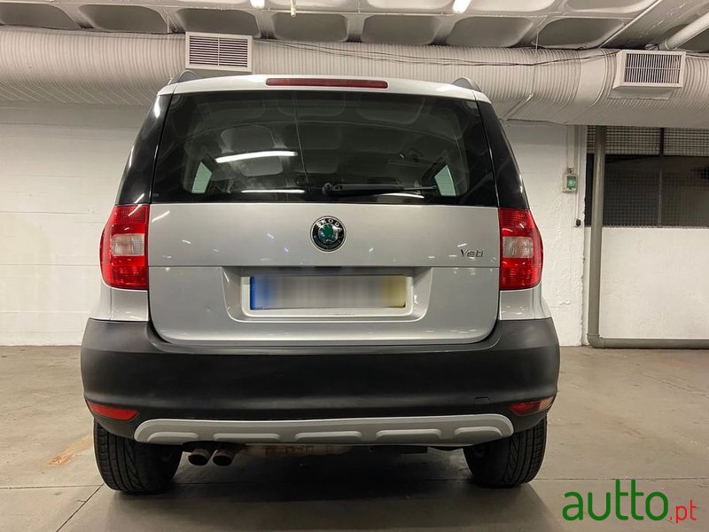 2010' Skoda Yeti 1.2 Tsi Elegance photo #6