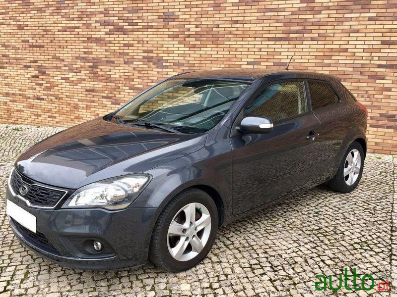 2011' Kia Ceed Sport 1.6 Crdi photo #1