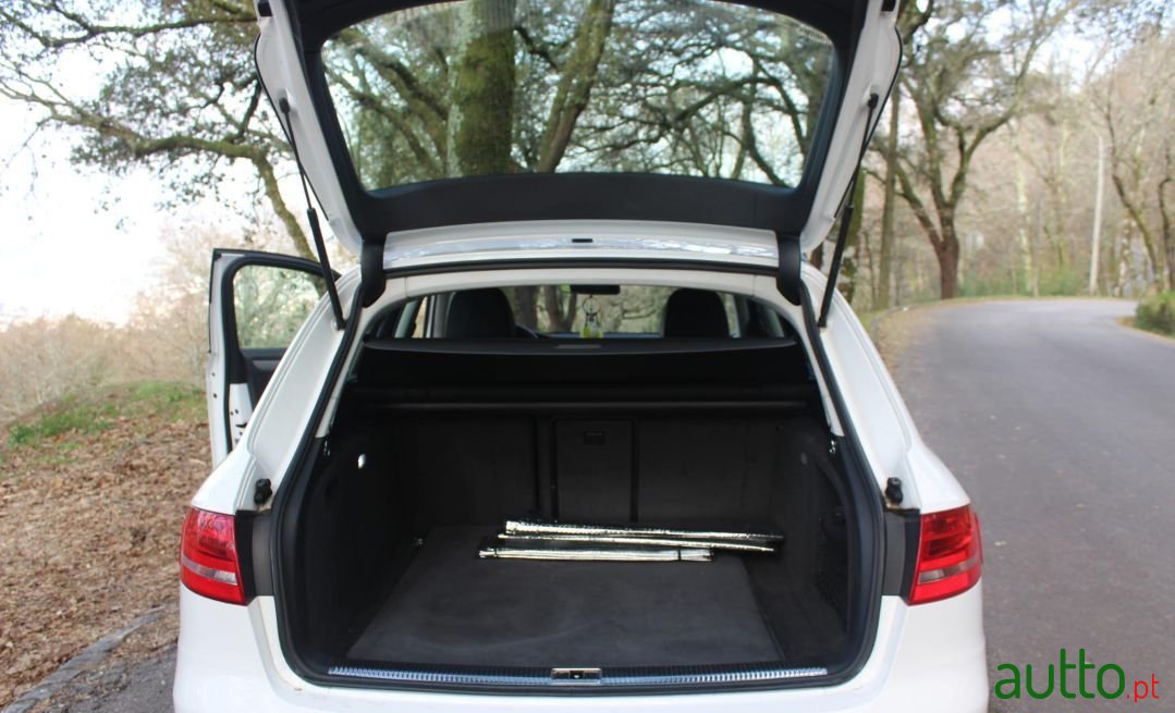 2008' Audi A4 Avant photo #6