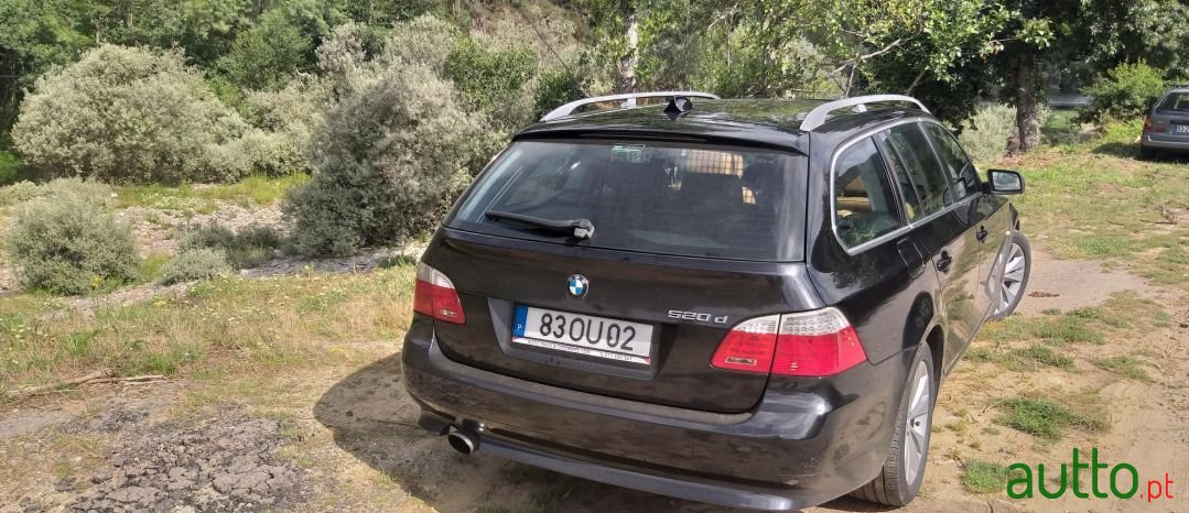 2008' BMW 520 photo #4