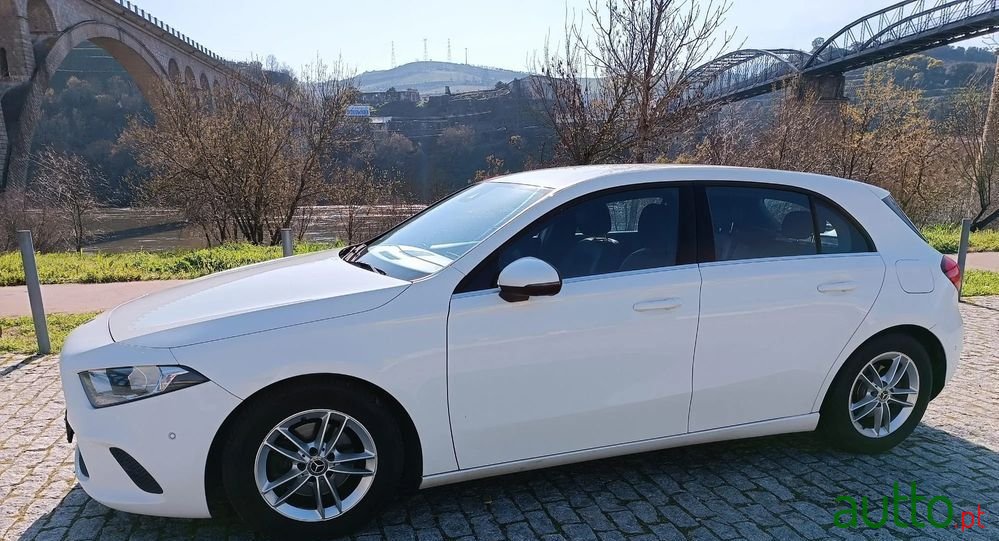 2018' Mercedes-Benz A 180 photo #4