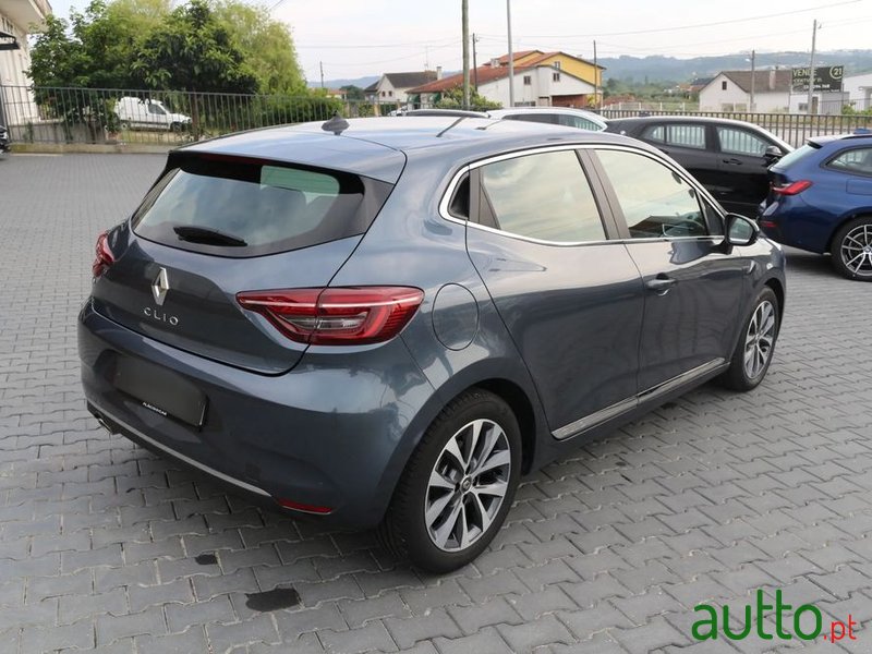 2020' Renault Clio photo #3