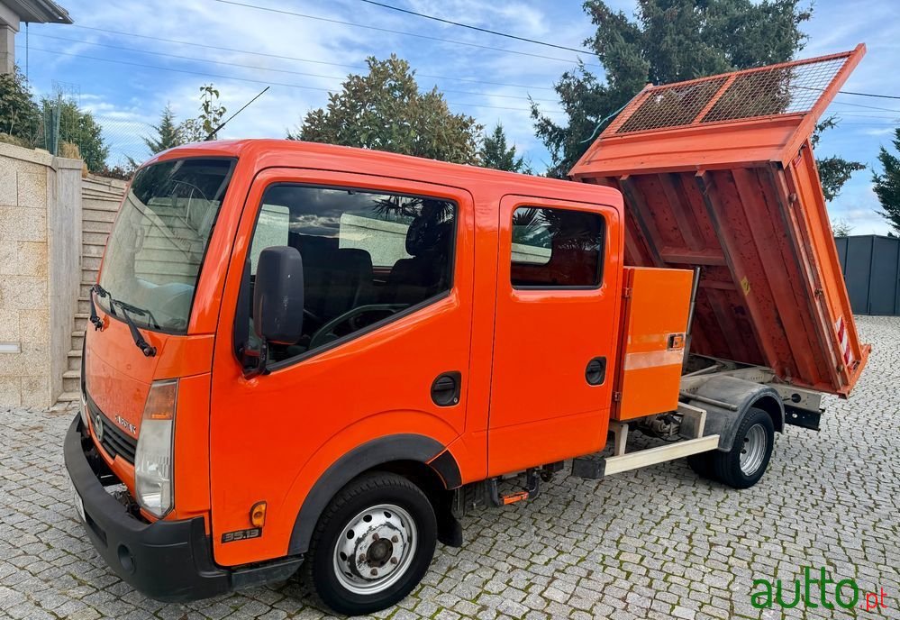 2007' Nissan Cabstar 35.13 L3 Premium photo #1