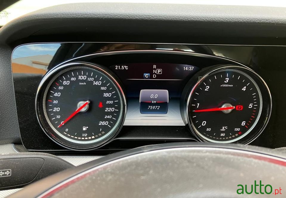 2018' Mercedes-Benz 220 photo #5