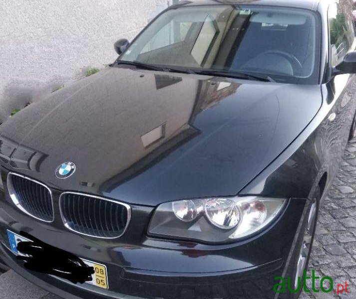 2008' BMW 118 D photo #3
