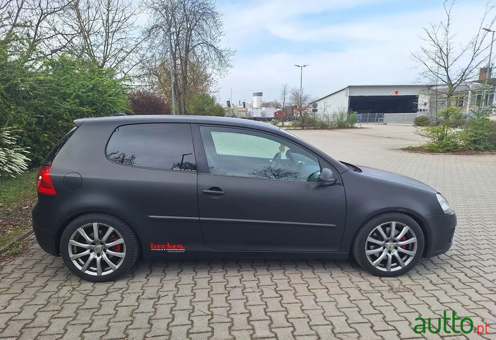 2006' Volkswagen Golf photo #6