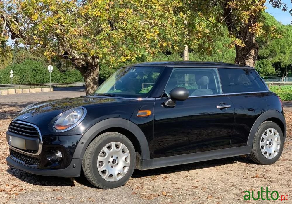 2016' MINI One Standard photo #3