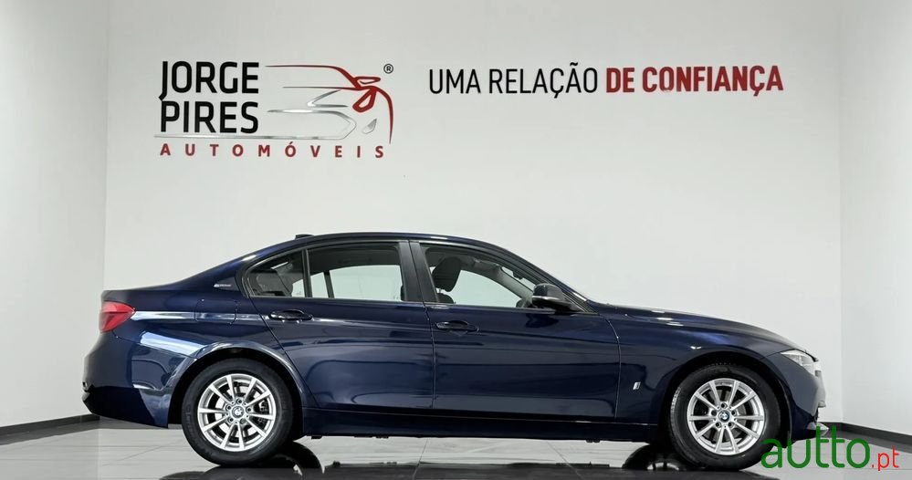 2016' BMW Série 3 photo #3
