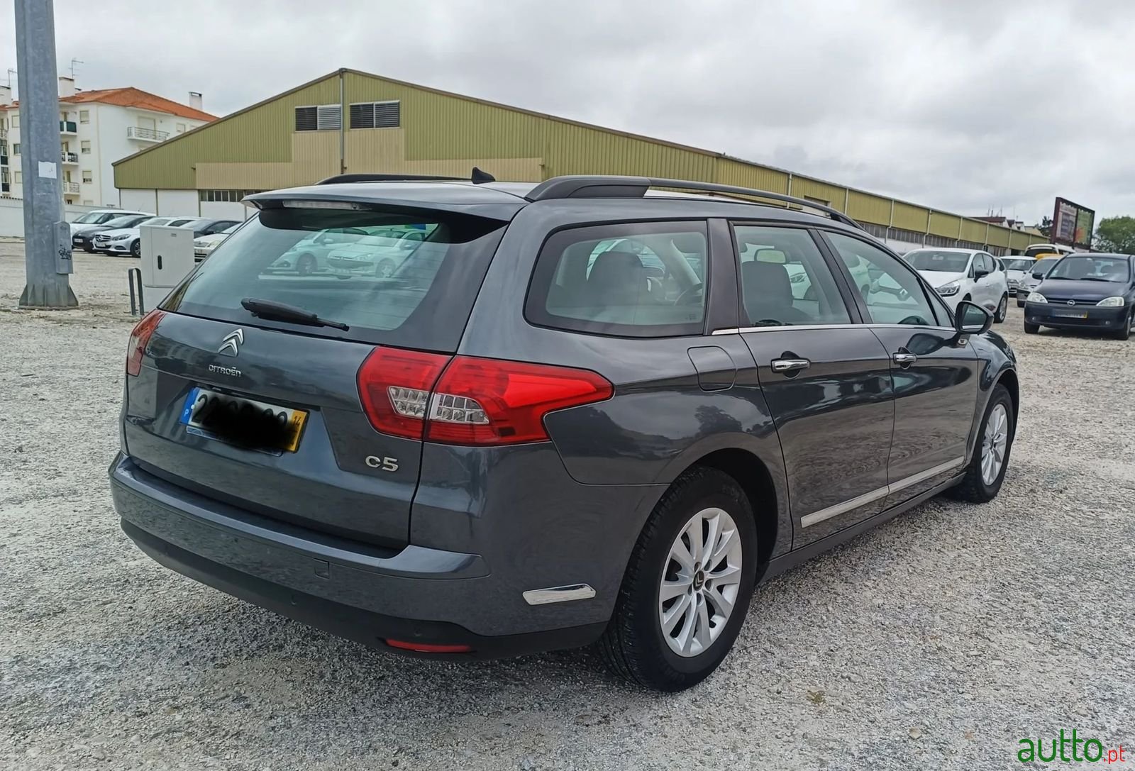 2014' Citroen C5 Tourer photo #4