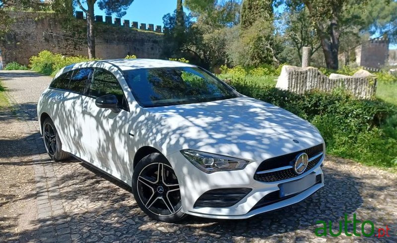 2021' Mercedes-Benz Classe Cla E Amg Line photo #4