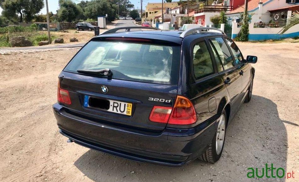 2001' BMW 320 Touring photo #1
