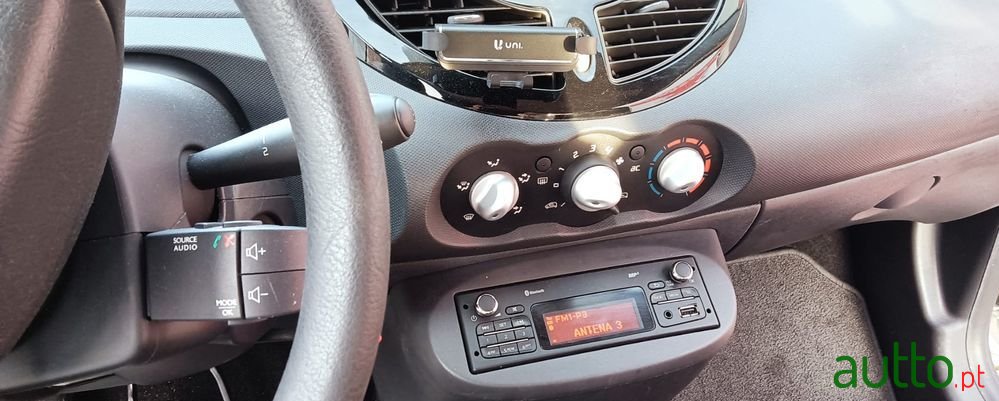 2014' Renault Twingo photo #3