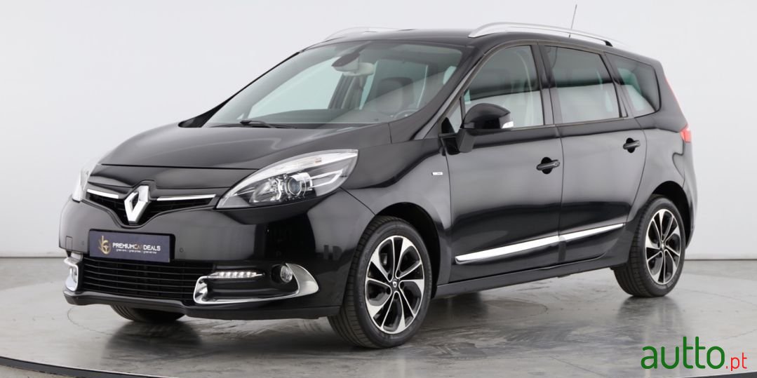 2015' Renault Grand Scenic photo #3