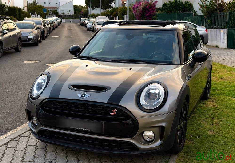 2016' MINI Clubman photo #1