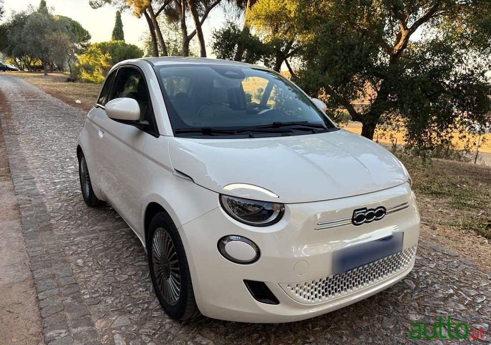 2023' Fiat 500e 42Kwh Icon photo #4