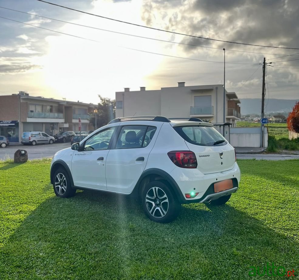2020' Dacia Sandero 1.0 Tce Stepway photo #3