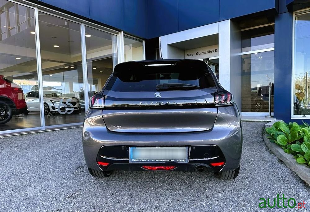 2022' Peugeot 208 photo #4