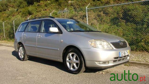 2002' Toyota Corolla Sw 1.4 Vvti photo #2
