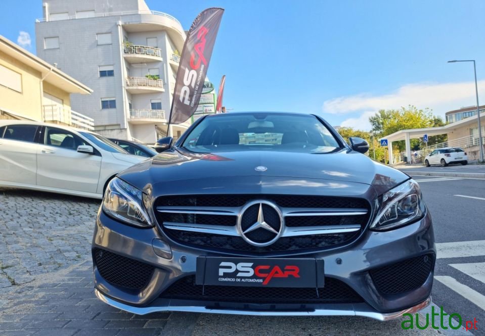 2015' Mercedes-Benz C-200 photo #4