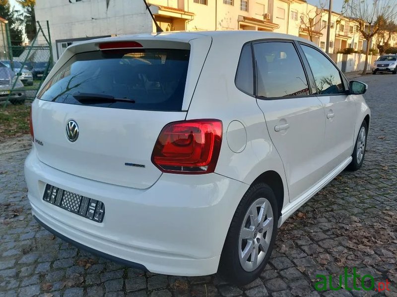 2012' Volkswagen Polo photo #4
