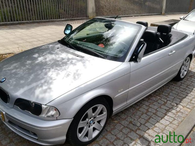 2002' BMW 318 photo #2