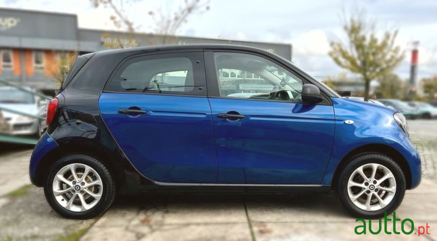 2017' Smart Forfour photo #5
