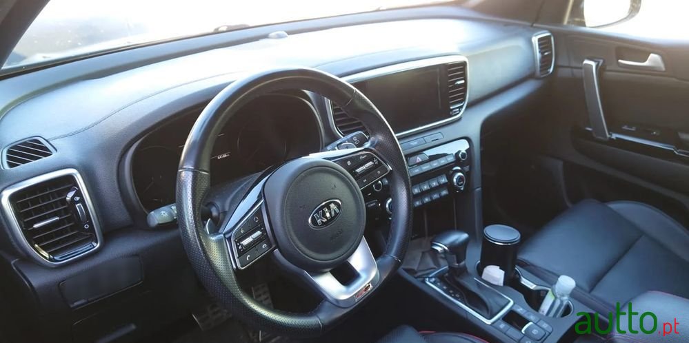 2019' Kia Sportage photo #3