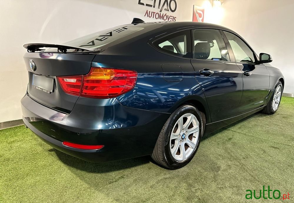 2014' BMW 318 Gran Turismo photo #4