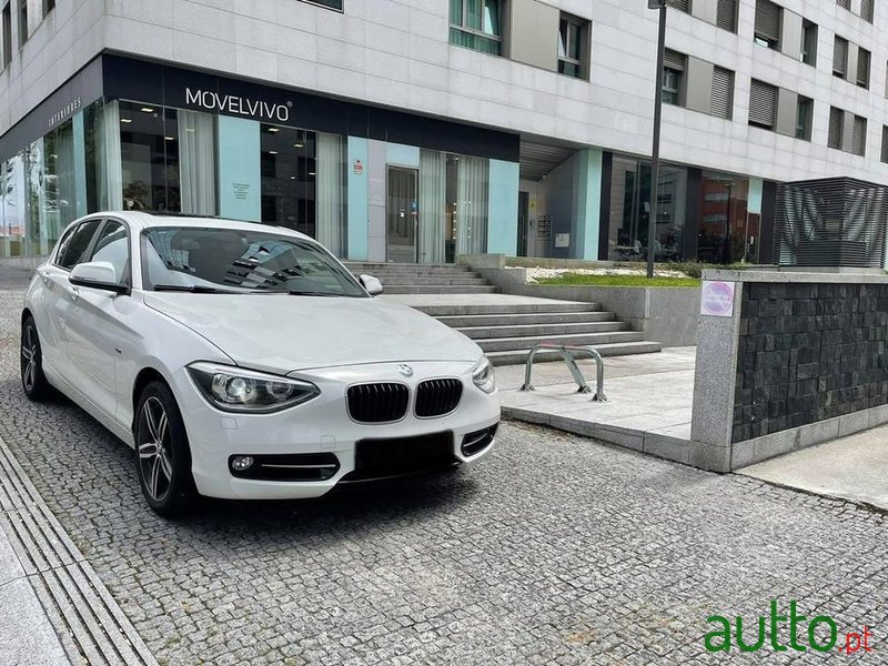 2014' BMW Série 1 I Line Sport photo #2