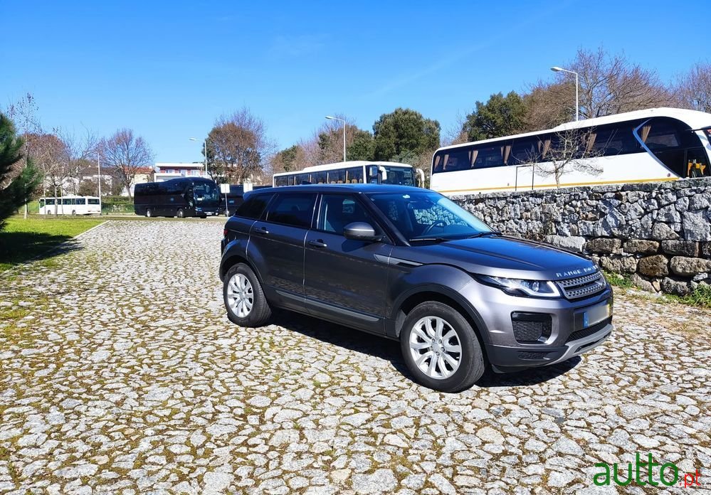 2018' Land Rover Range Rover Evoque photo #3