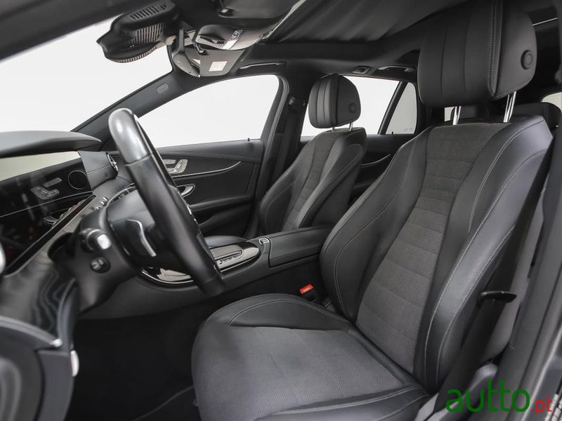 2020' Mercedes-Benz Classe E photo #6