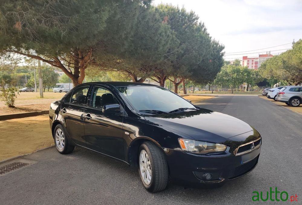 2012' Mitsubishi Lancer photo #4