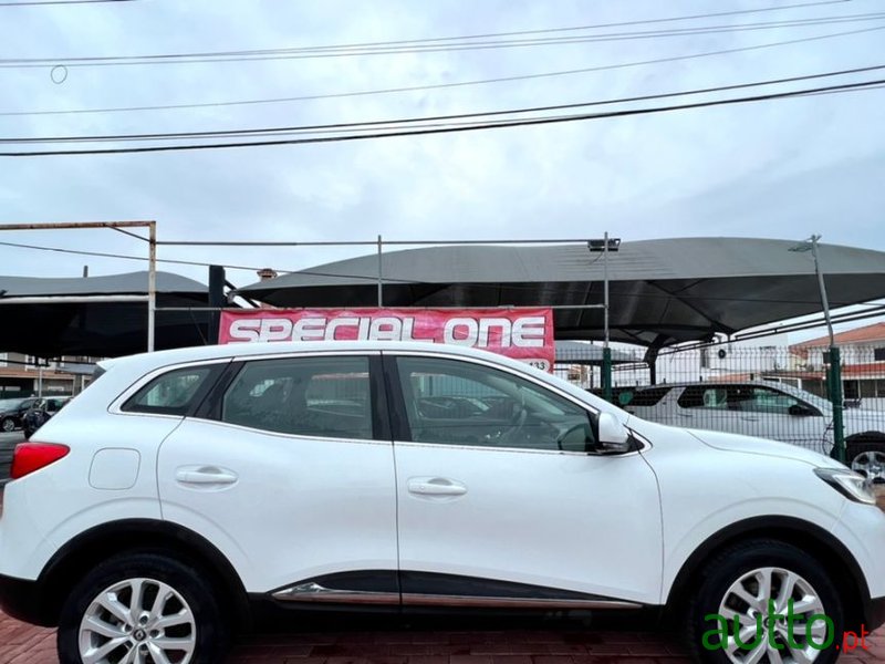 2015' Renault Kadjar photo #2