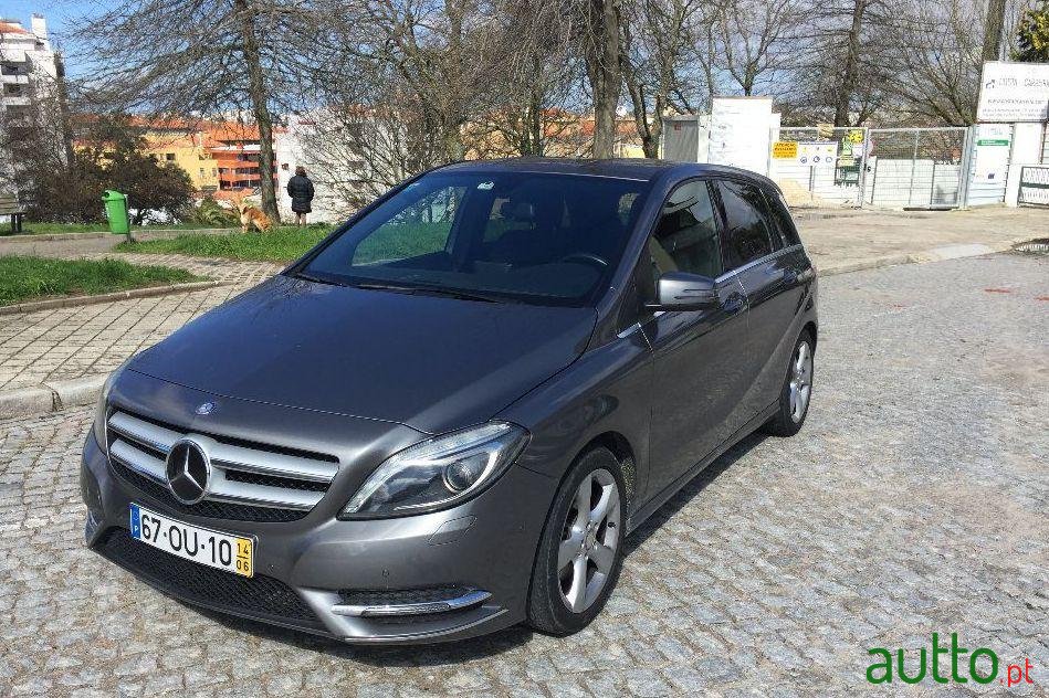 2014' Mercedes-Benz B-160 Style photo #2